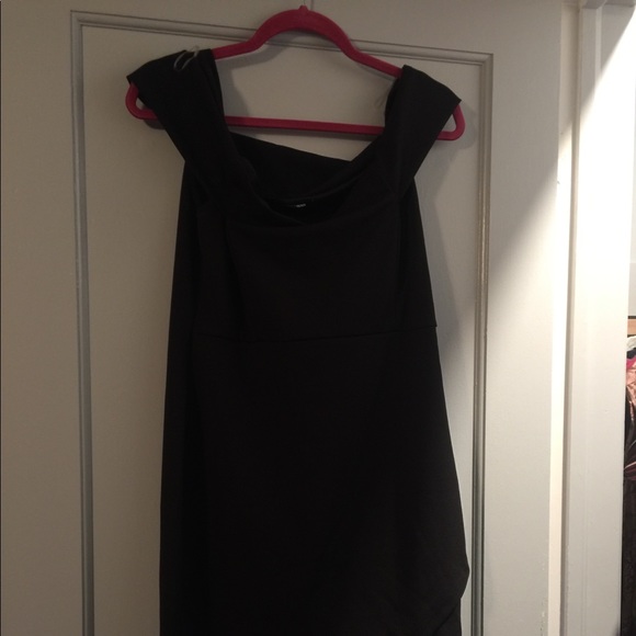 Fashion nova black dress - Picture 2 of 4